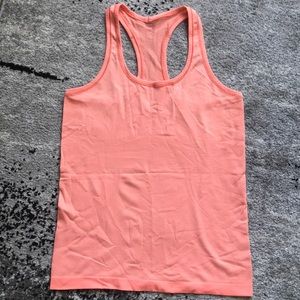 Lululemon tank size 8